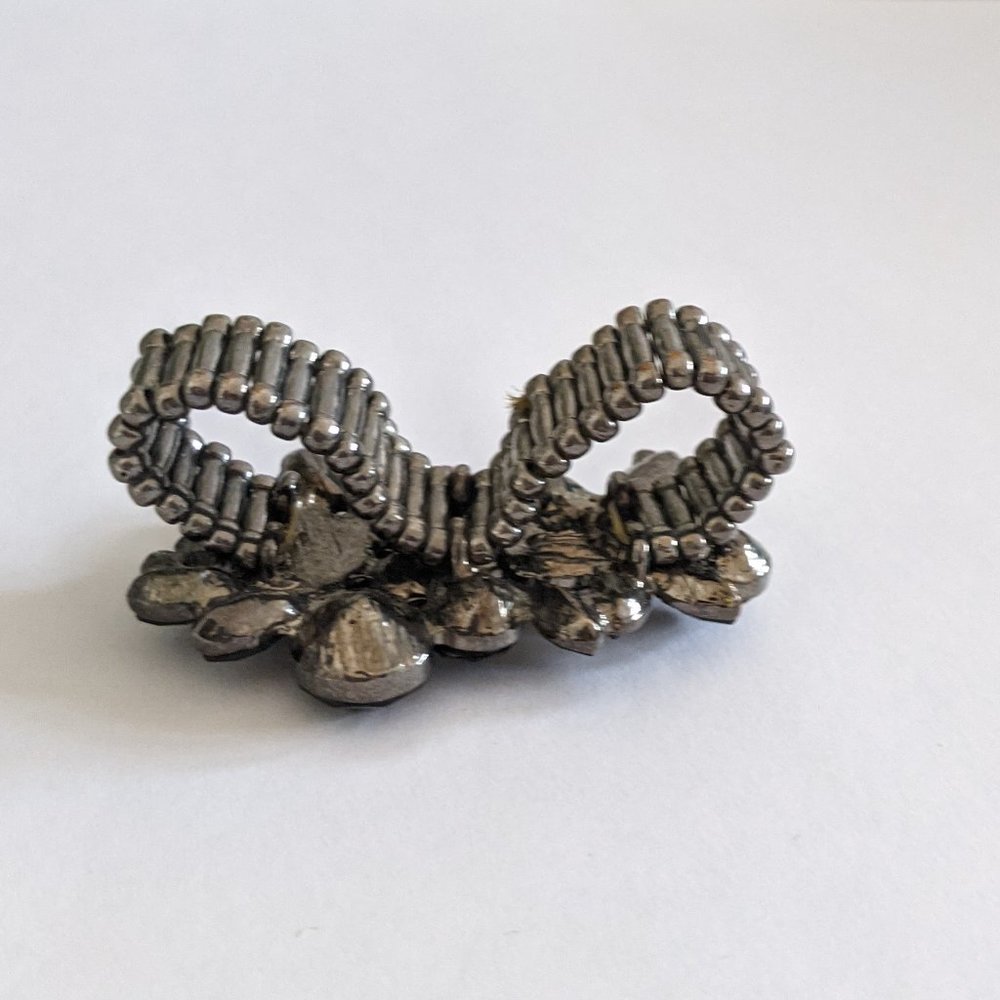 Black Crystal Statement Ring - Wide Two-Finger Cocktail Ring - Picture 4 of 6